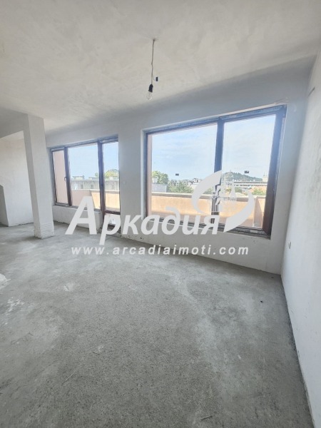 Продается  1 спальня Пловдив , Център , 110 кв.м | 88807578