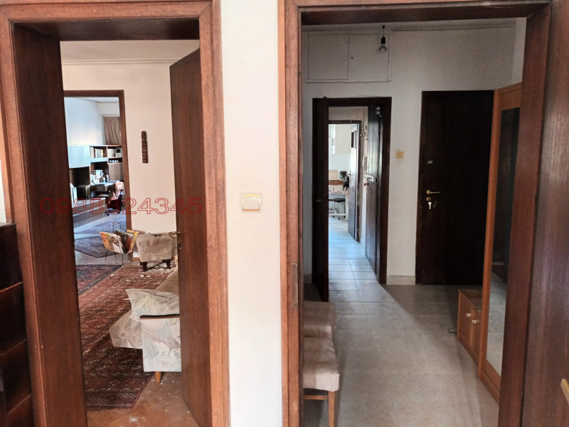 Продава 4-СТАЕН, гр. София, Център, снимка 6 - Апартаменти - 52964274