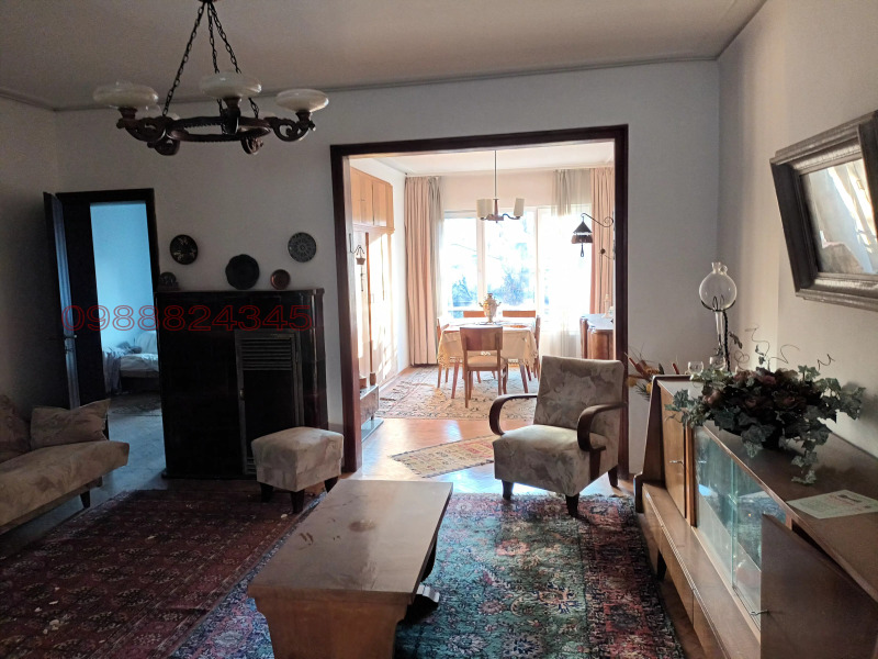 Продава 4-СТАЕН, гр. София, Център