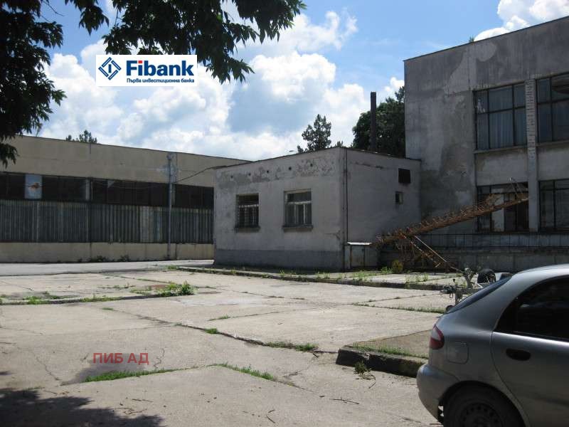 Продава ПРОМ. ПОМЕЩЕНИЕ, гр. Русе, Промишлена зона - Запад, снимка 4 - Производствени сгради - 56068201