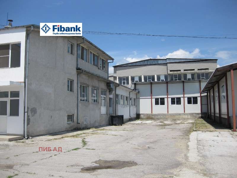 Продава ПРОМ. ПОМЕЩЕНИЕ, гр. Русе, Промишлена зона - Запад, снимка 14 - Производствени сгради - 56068201