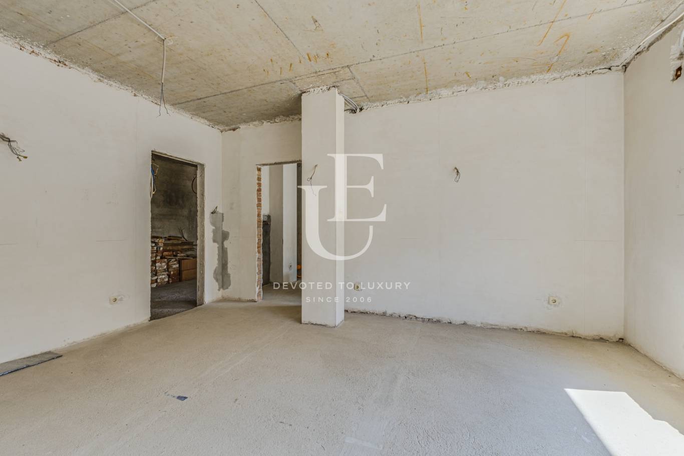 Продава 4-СТАЕН, гр. София, Лозенец, снимка 2 - Апартаменти - 49095360