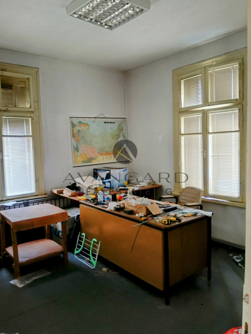 Продава ЕТАЖ ОТ КЪЩА в град Пловдив, Център - 180 кв.м / 274 999 € » 537 851.29 лв., АВАНГАРД РИЪЛ ЕСТЕЙТ