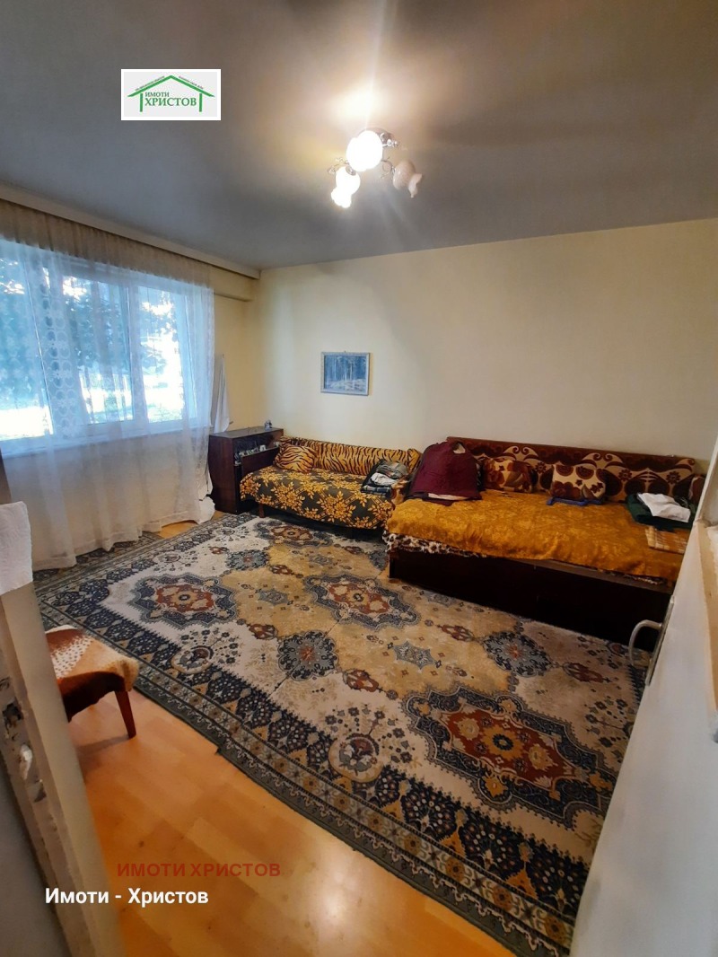 Продава  2-стаен град Шумен , Болницата , 63 кв.м | 71927356 - изображение [2]