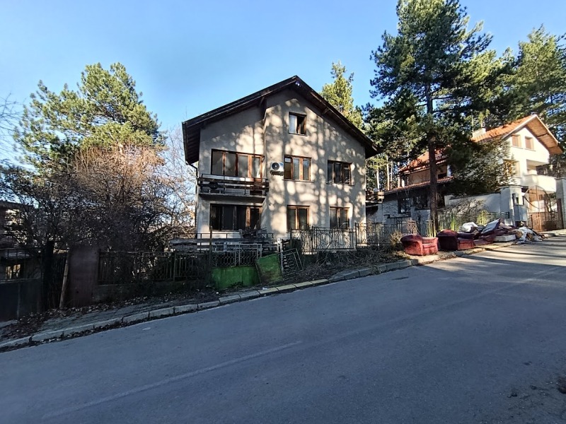 Продава КЪЩА, гр. София, гр. Банкя, снимка 2 - Къщи - 52804568
