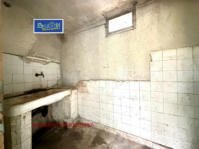 Продава КЪЩА, с. Хотница, област Велико Търново, снимка 9 - Къщи - 53086533