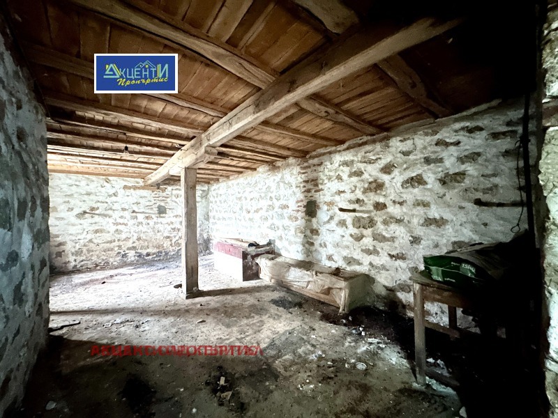 Продава КЪЩА, с. Хотница, област Велико Търново, снимка 8 - Къщи - 53086533