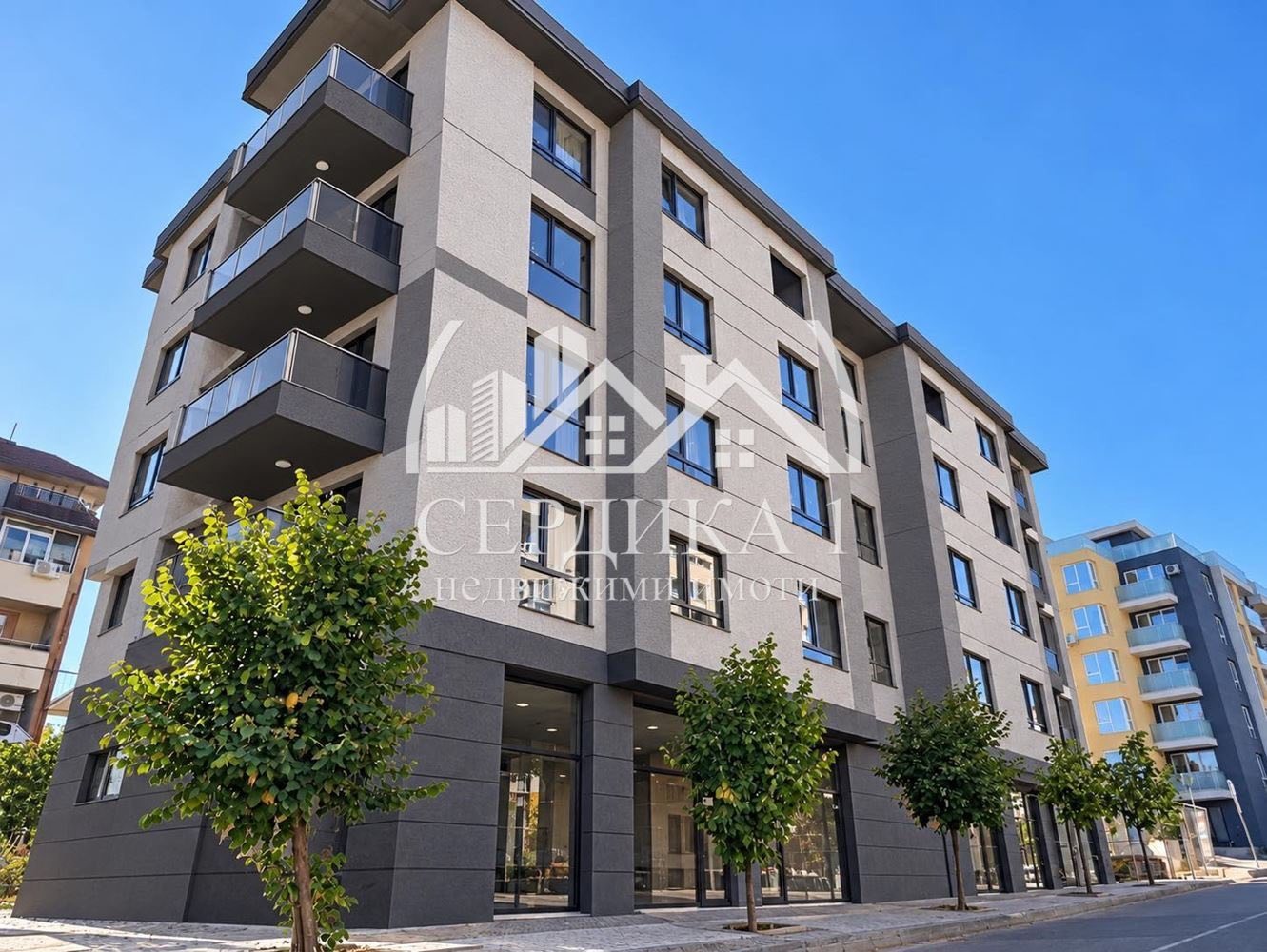 Продава 3-СТАЕН, гр. Благоевград, Освобождение, снимка 2 - Апартаменти - 56304336