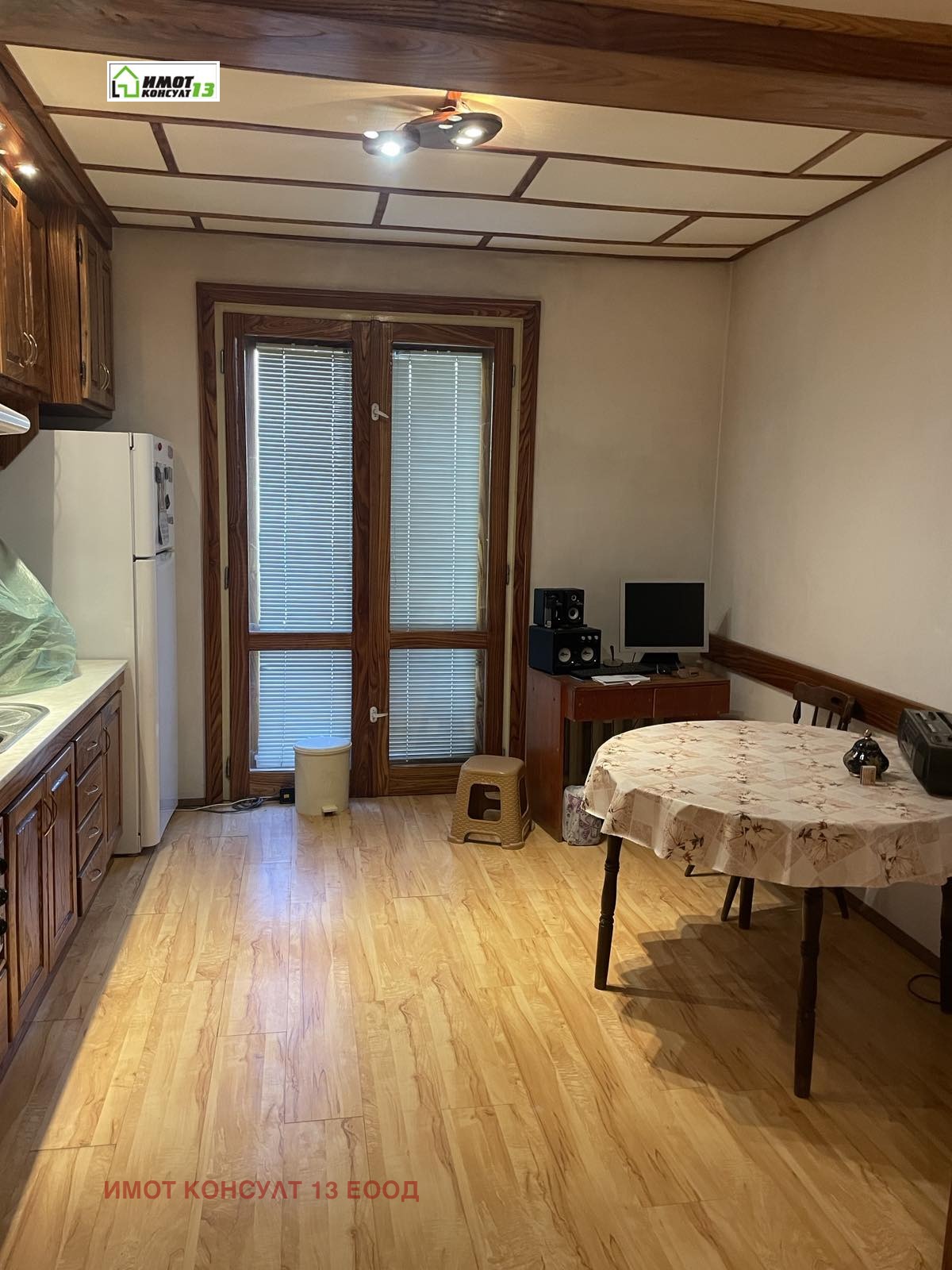 Продава 3-СТАЕН, гр. Плевен, Идеален център, снимка 3 - Апартаменти - 55362794