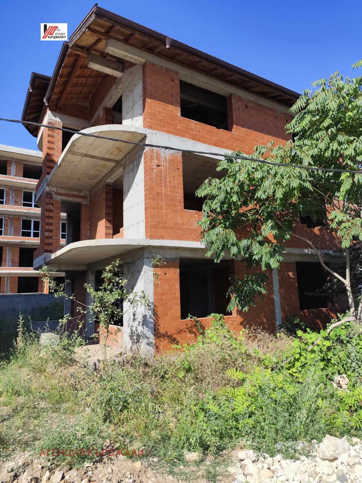 Продава КЪЩА, гр. Кърджали, Възрожденци, снимка 2 - Къщи - 55554494