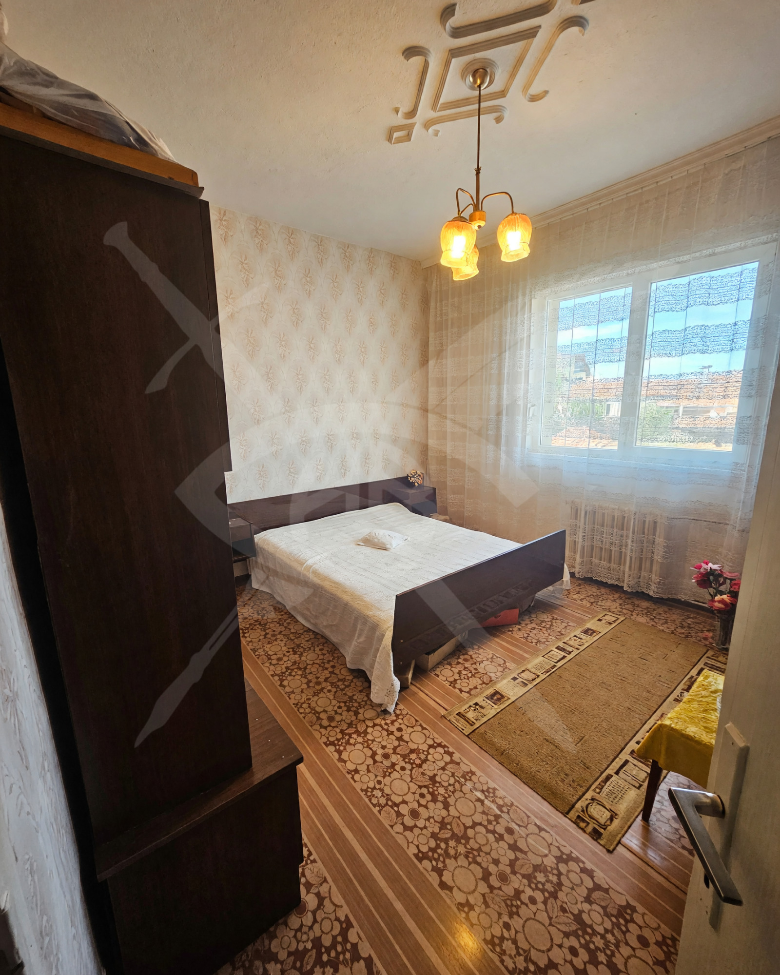 Продава КЪЩА, гр. Карнобат, област Бургас, снимка 5 - Къщи - 56309487