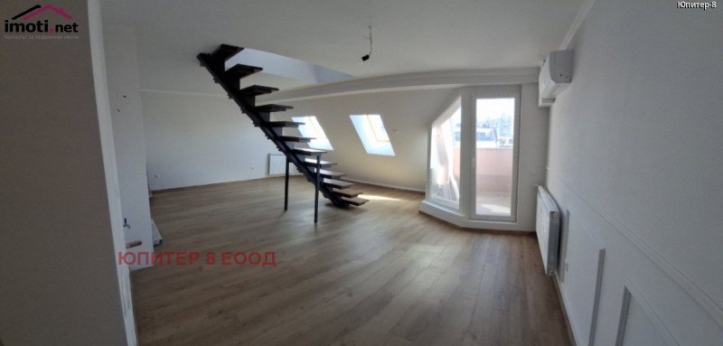 Продава АТЕЛИЕ, ТАВАН, гр. София, Оборище, снимка 6 - Апартаменти - 52645028