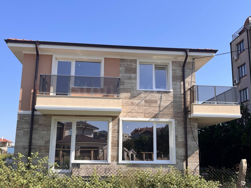 Продава КЪЩА, гр. Поморие, област Бургас, снимка 9 - Къщи - 53130199