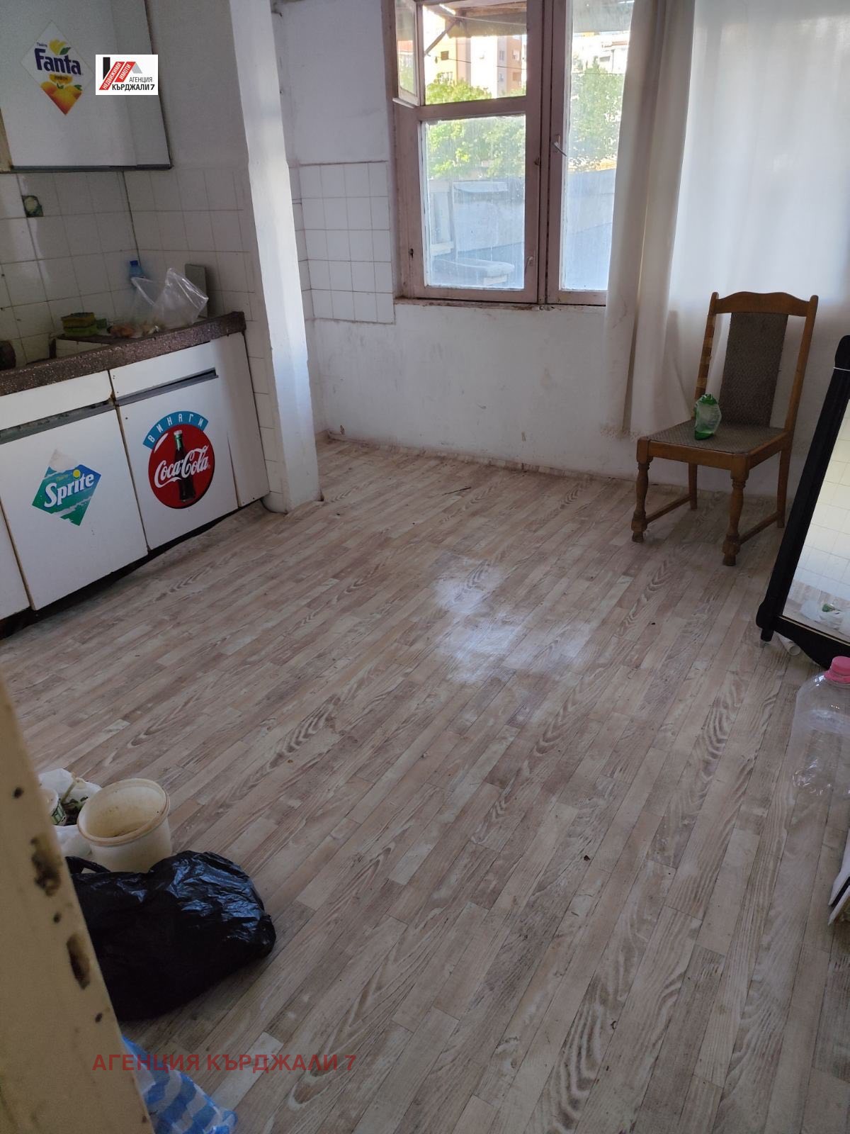 Продава 2-СТАЕН, гр. Кърджали, Възрожденци, снимка 2 - Апартаменти - 56111418