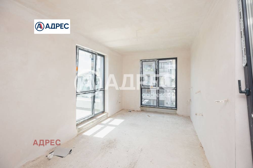 Продава 3-СТАЕН, гр. Варна, Окръжна болница-Генерали, снимка 2 - Апартаменти - 54941237