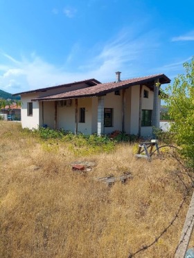 Продава къща област Пловдив с. Марково - [1] 