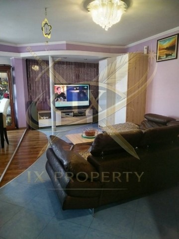 Продава 2-СТАЕН, гр. Бургас, Изгрев, снимка 3 - Апартаменти - 54765622