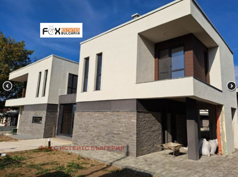 In vendita  Casa regione Plovdiv , Markovo , 300 mq | 34769118