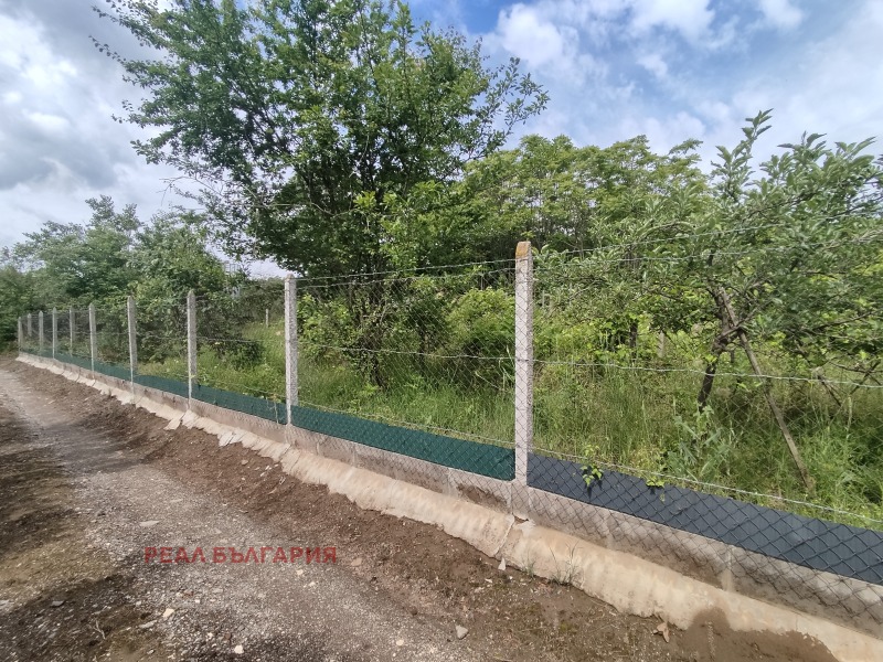 In vendita  Complotto Ruse , Sredna kula , 522 mq | 78108306