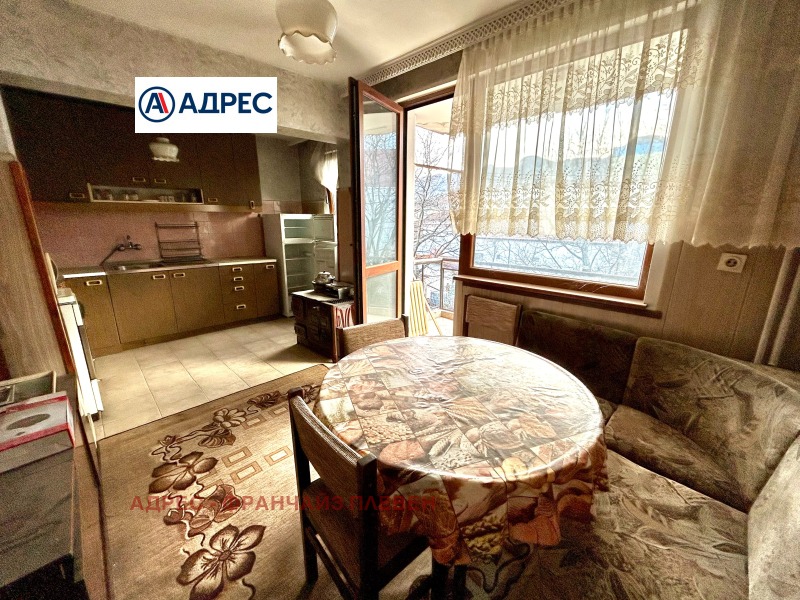 Продава 3-СТАЕН, гр. Враца, Металург