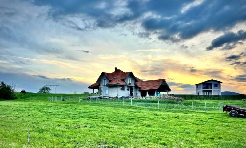 Til salg  Hus region Sofia , Pozharevo , 338 kvm | 84362377 - billede [2]