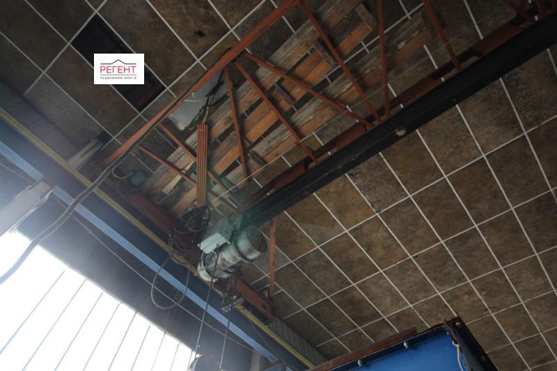 Продава ПРОМ. ПОМЕЩЕНИЕ, гр. Габрово, Промишлена зона, снимка 5 - Производствени сгради - 53647526