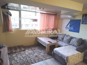 2 chambres Vazrajdane, Bourgas 4