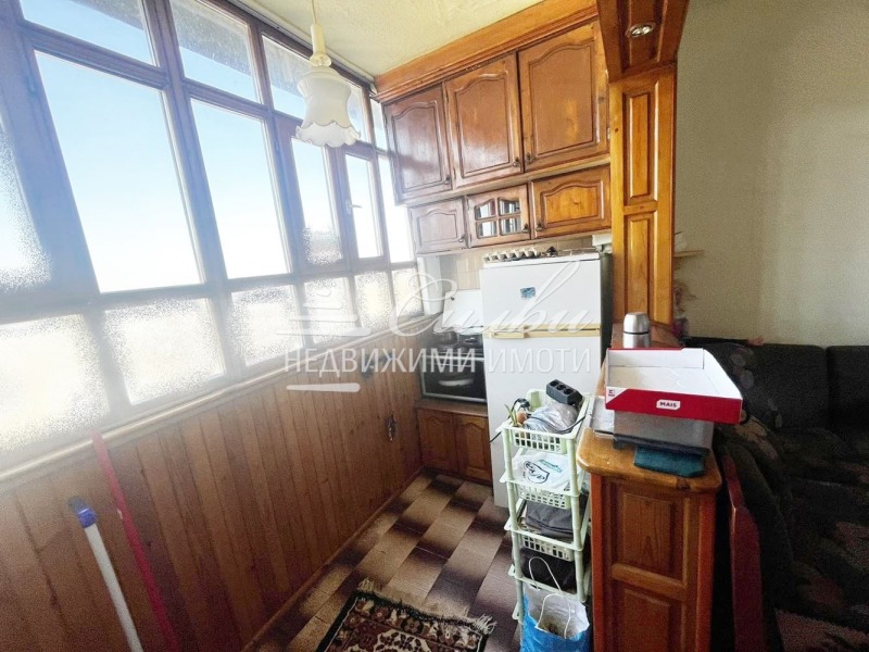 Продава 2-СТАЕН, гр. Шумен, Еверест, снимка 5 - Апартаменти - 52602385