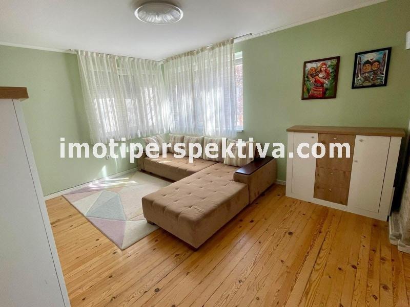 À vendre  Étage de la maison Plovdiv , Karchiyaka , 108 m² | 55119746