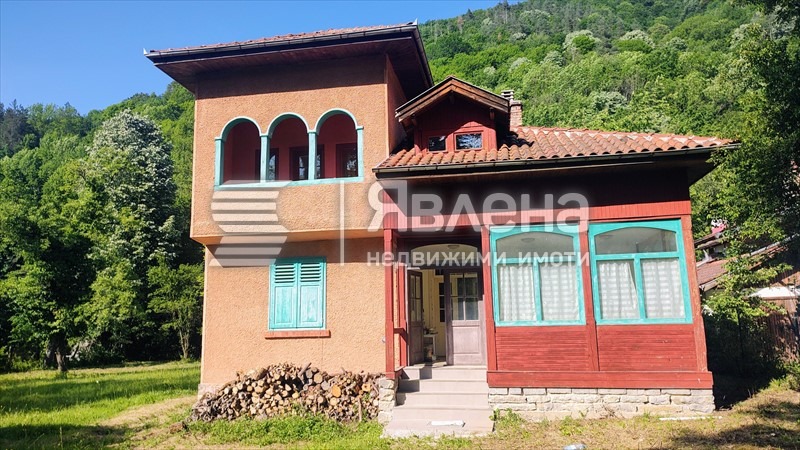 Продава КЪЩА, с. Рибарица, област Ловеч, снимка 2 - Къщи - 54359365