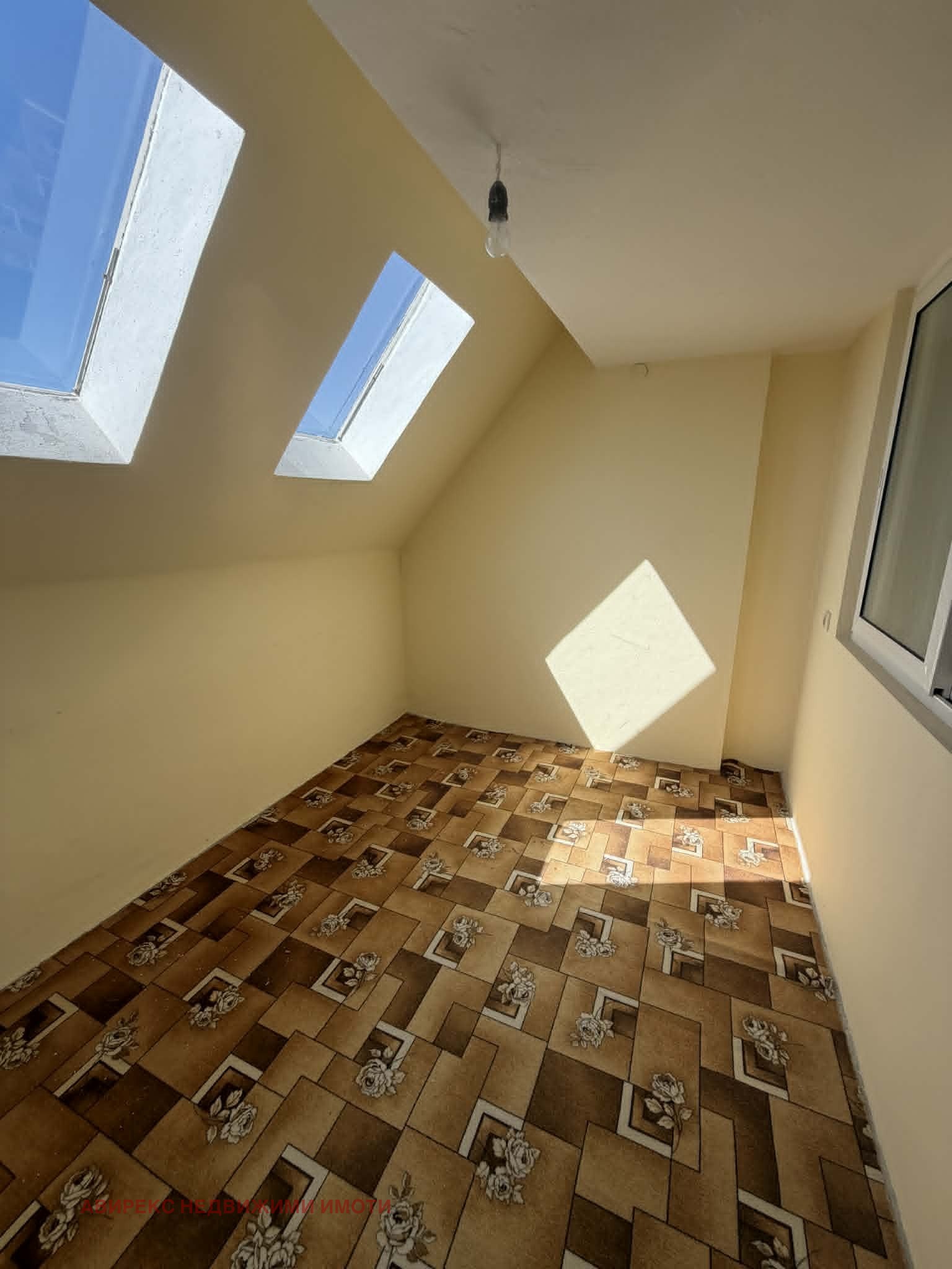 Продава 2-СТАЕН, гр. Хасково, Център