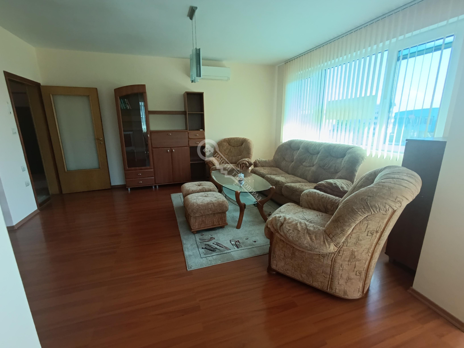 Продава 3-СТАЕН, гр. Велико Търново, Център, снимка 2 - Апартаменти - 56079279