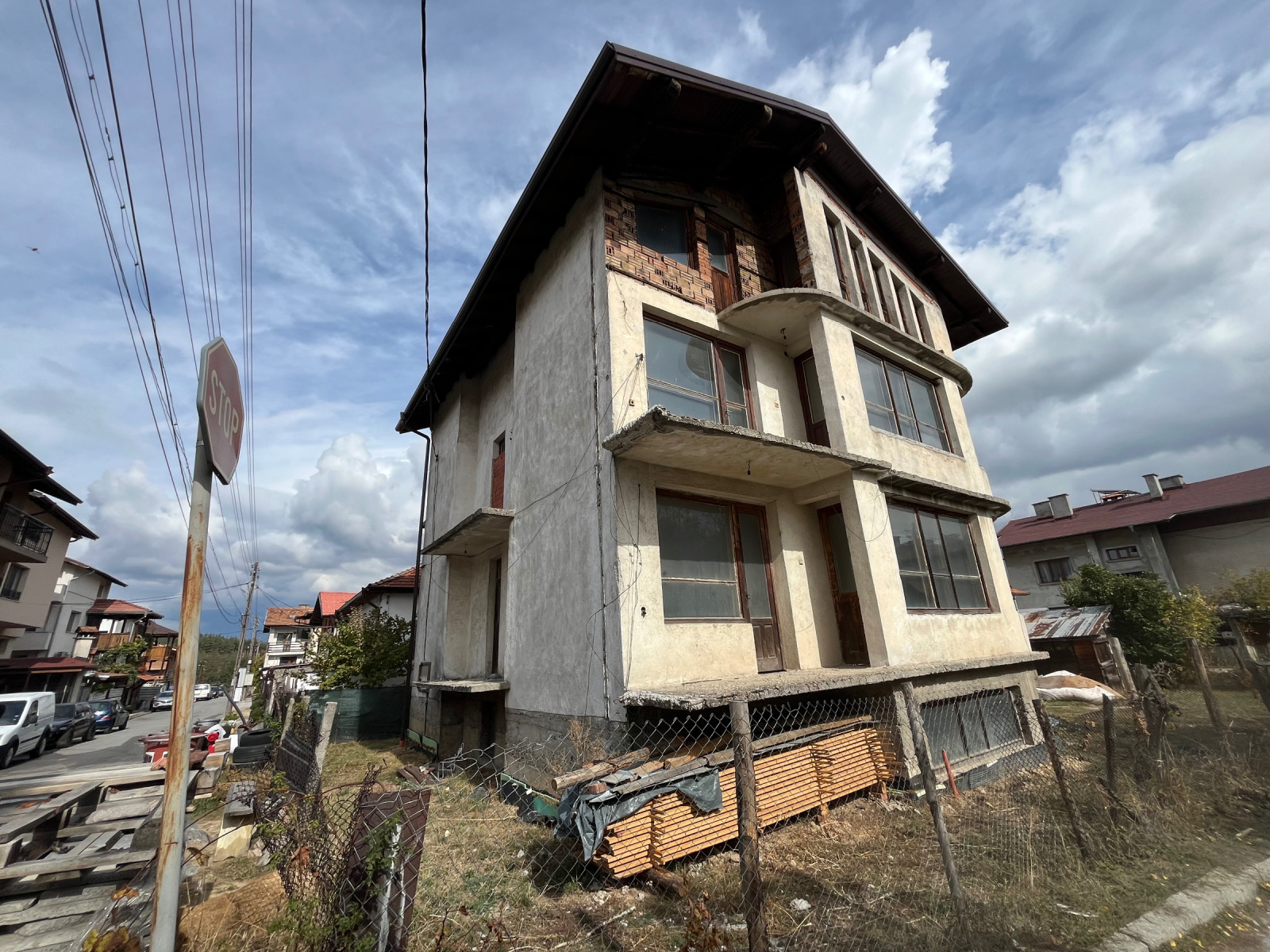 Продава КЪЩА, гр. Добринище, област Благоевград, снимка 2 - Къщи - 56687189