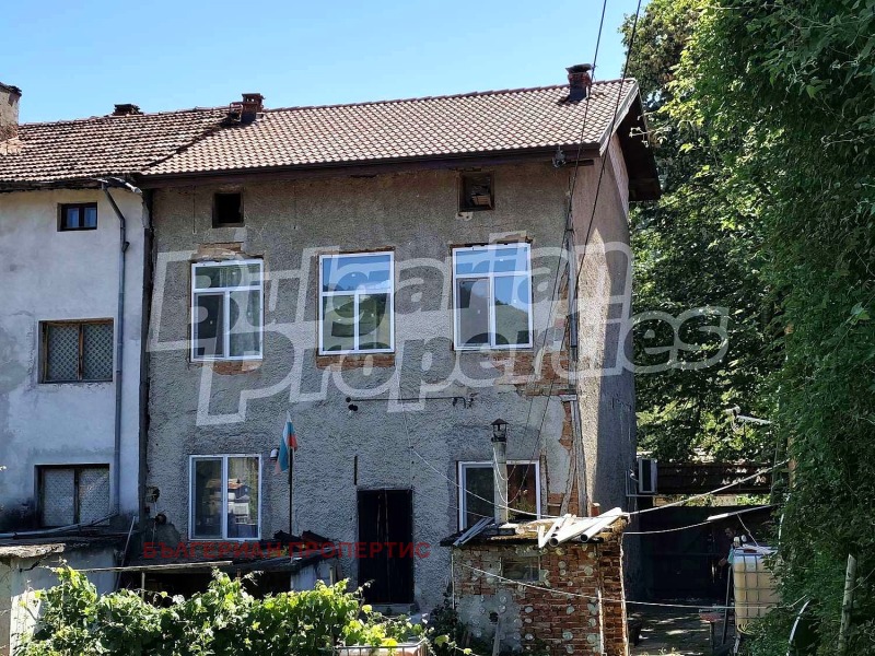 Продава КЪЩА в област Ловеч, с. Черни Осъм - 242 кв.м / 72 000 € » 140 819.76 лв., БЪЛГЕРИАН ПРОПЕРТИС