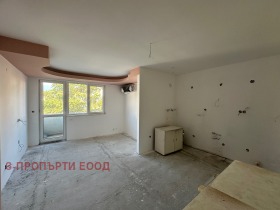 2 slaapkamers Idealen tsentar, Blagoevgrad 1