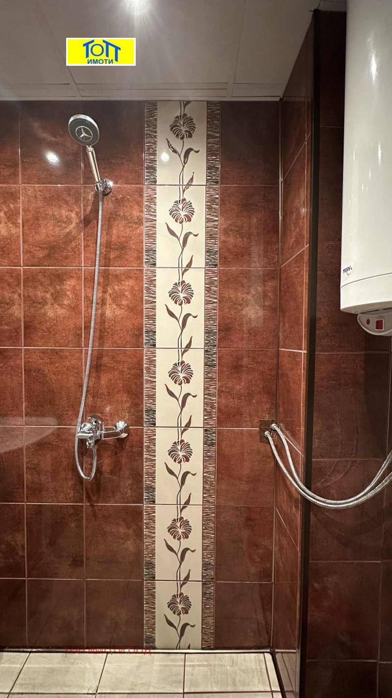 Продава  1-стаен град Русе , Родина 2 , 40 кв.м | 76828861 - изображение [11]