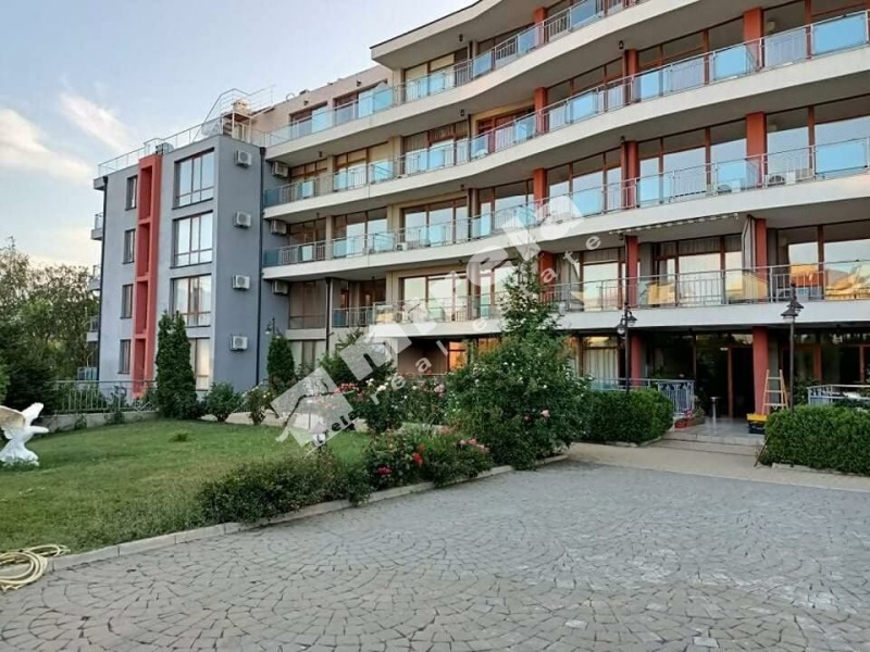 Продава  2-стаен област Бургас , гр. Свети Влас , 107 кв.м | 95651762 - изображение [3]