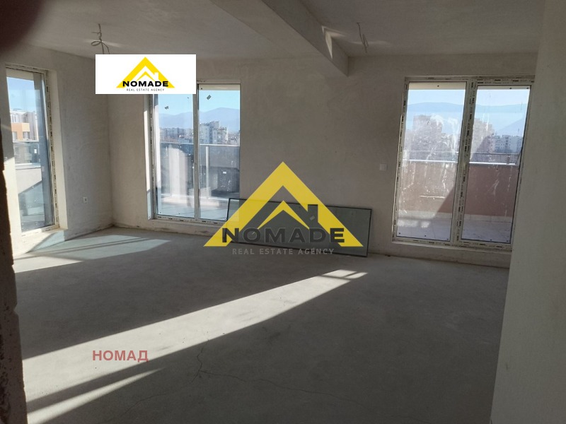 Te koop  2 slaapkamers Plovdiv , Trakija , 145 m² | 97528034