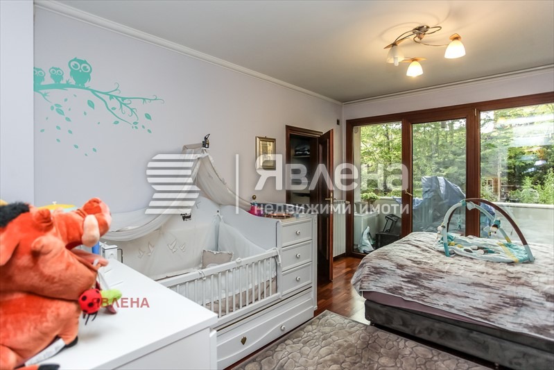 Продава 4-СТАЕН, гр. София, Изток, снимка 8 - Апартаменти - 53126417