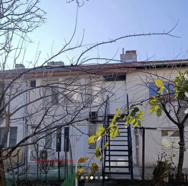 Продава ЕТАЖ ОТ КЪЩА, гр. Русе, Широк център, снимка 5 - Етаж от къща - 55605790