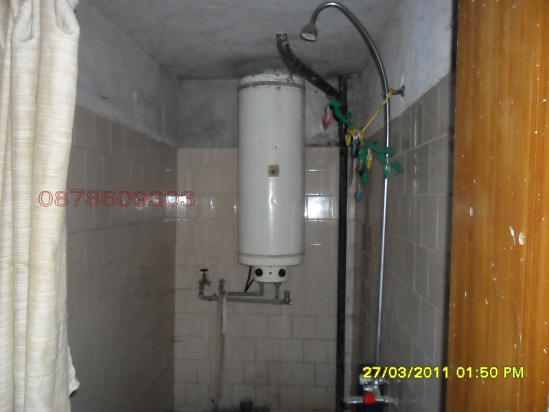 Продава КЪЩА, гр. Луковит, област Ловеч, снимка 7 - Къщи - 52779161