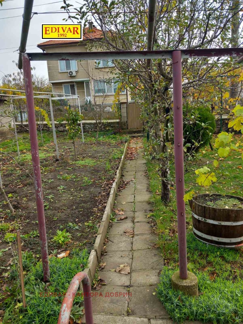 Продава КЪЩА, с. Кардам, област Добрич, снимка 4 - Къщи - 52732620