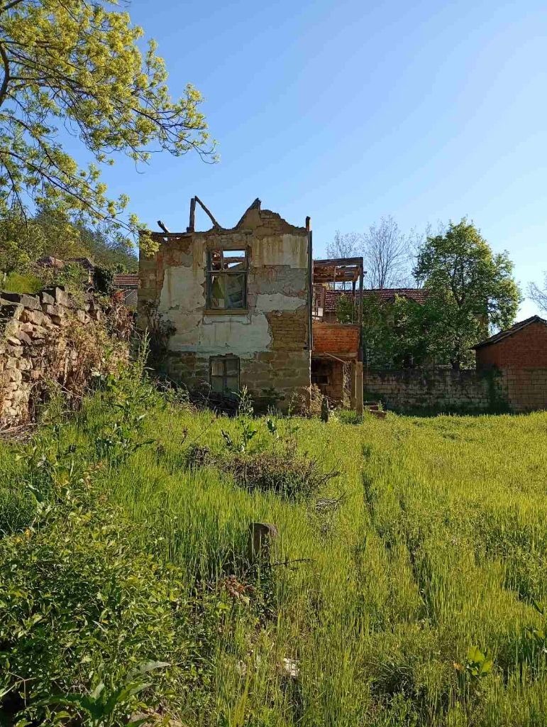 Продава КЪЩА, с. Крета, област Враца