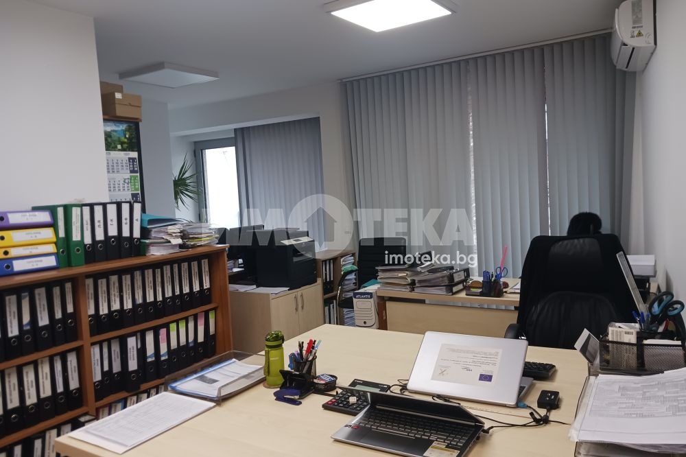 Продава 2-СТАЕН, гр. София, Център, снимка 2 - Апартаменти - 53859851