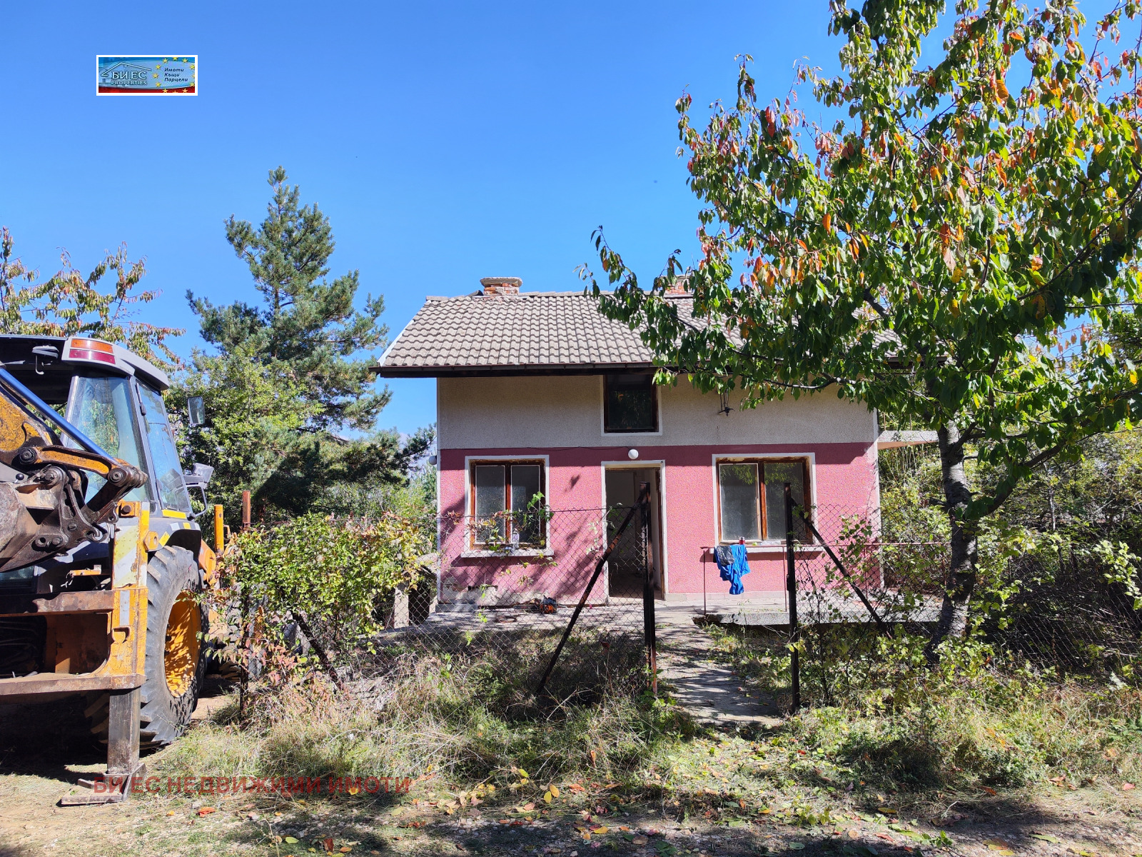 Продава КЪЩА, с. Гълъбовци, област София област