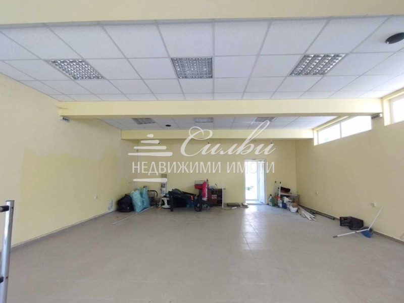 Продава МАГАЗИН в град Шумен, Боян Българанов 2 - 140 кв.м / 180 000 € » 352 049.40 лв., НЕДВИЖИМИ ИМОТИ СИЛВИ