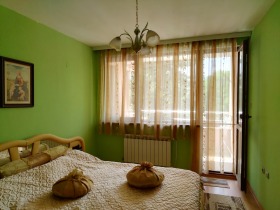 2 Schlafzimmer Zentar, Pernik 7