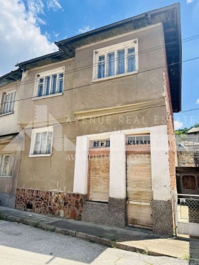 Кућа Перуштица, регион Пловдив