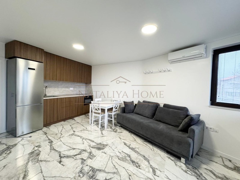 De vânzare  1 dormitor Burgas , Sarafovo , 72 mp | 95595090