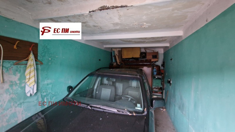 Продава ГАРАЖ, ПАРКОМЯСТО, гр. Русе, Здравец, снимка 3 - Гаражи и паркоместа - 52736754